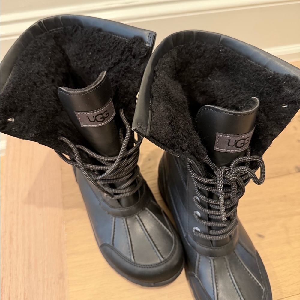 UGG Butte II Black Fur-Lined Boots Size 4 US 36 EU - Picture 9 of 9